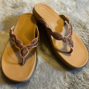 Aetrex Brandy Embellished Thong sz 36